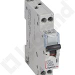 Legrand 407743 Wyłącznik S301N Dx3 6000A C20 1P+N